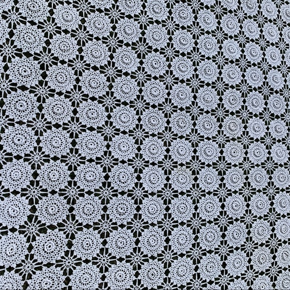 Bedspread - Picture 3 of 9